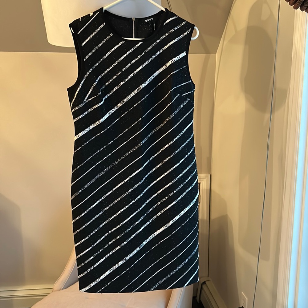 DKNY dress size 12 stretchy